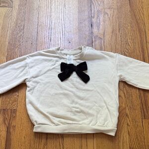 H&M Cream Sweatshirt with Black Bow